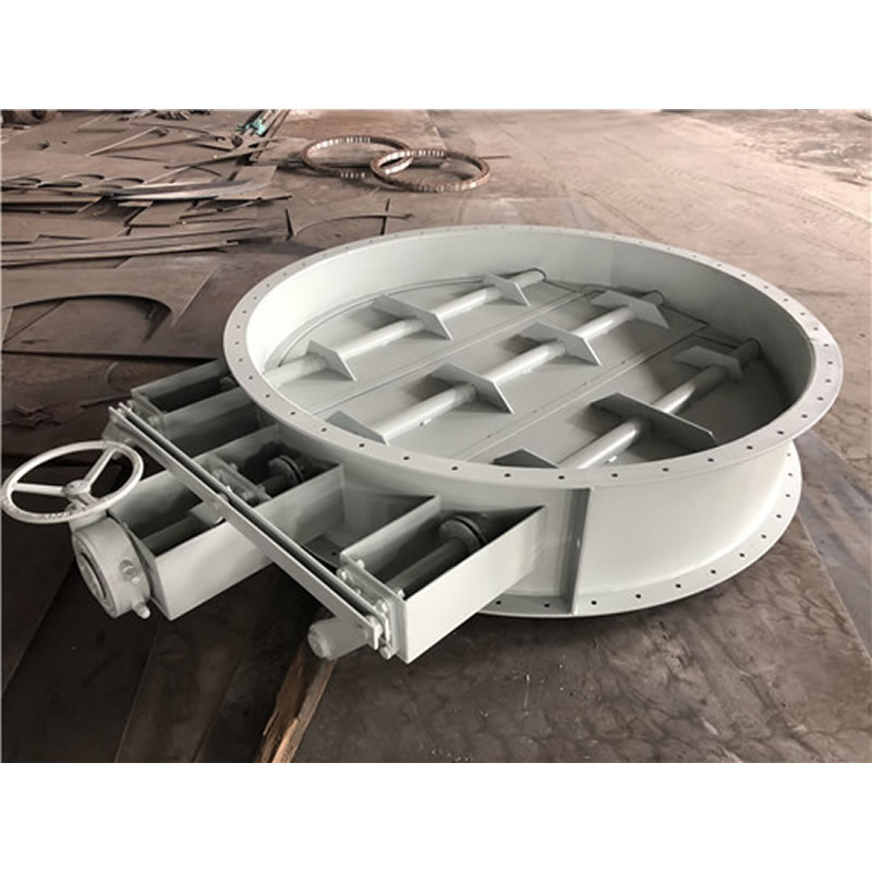 Multi-blade round baffle door