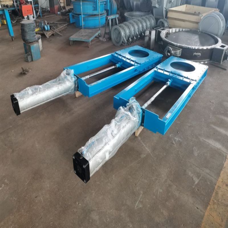Pneumatic circular slide gate valve