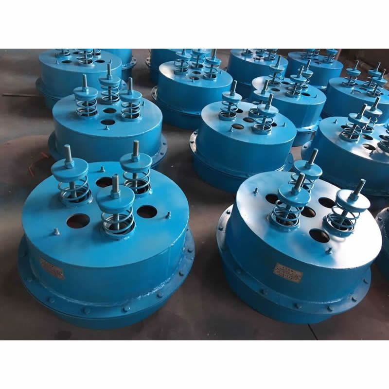 Flue negative pressure spring explosion-proof door