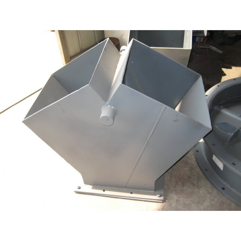 Three-way baffle for pulverized coal pipeline