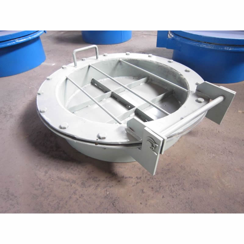 Round insulation manhole