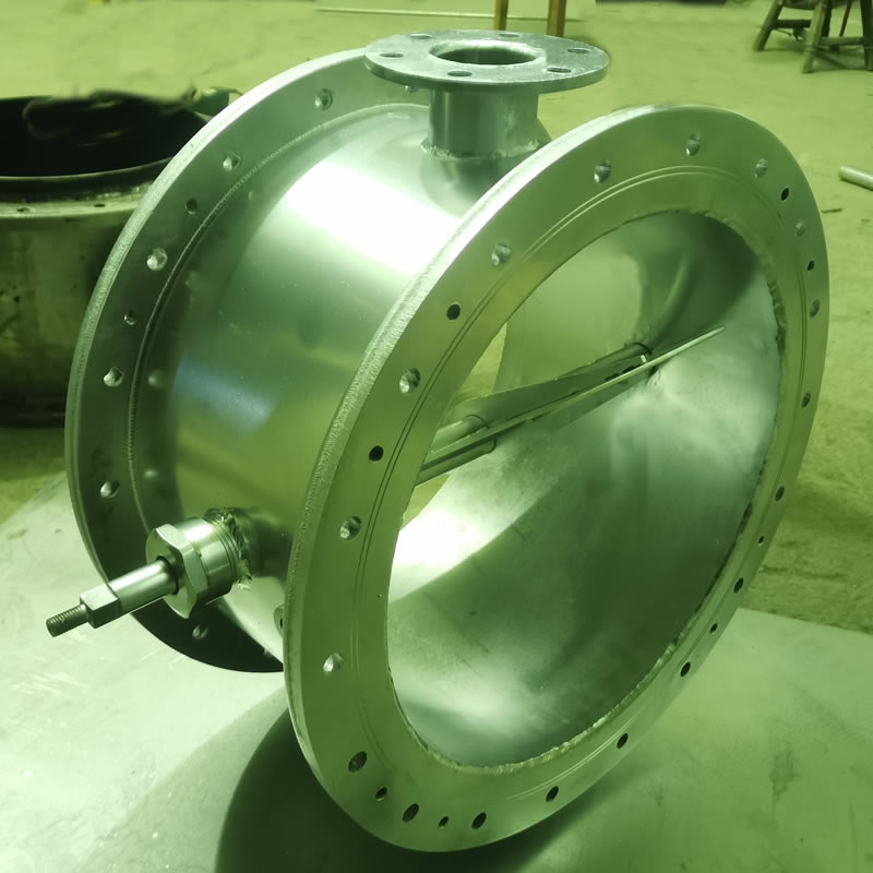 High temperature marine flue gas valve for water circulation